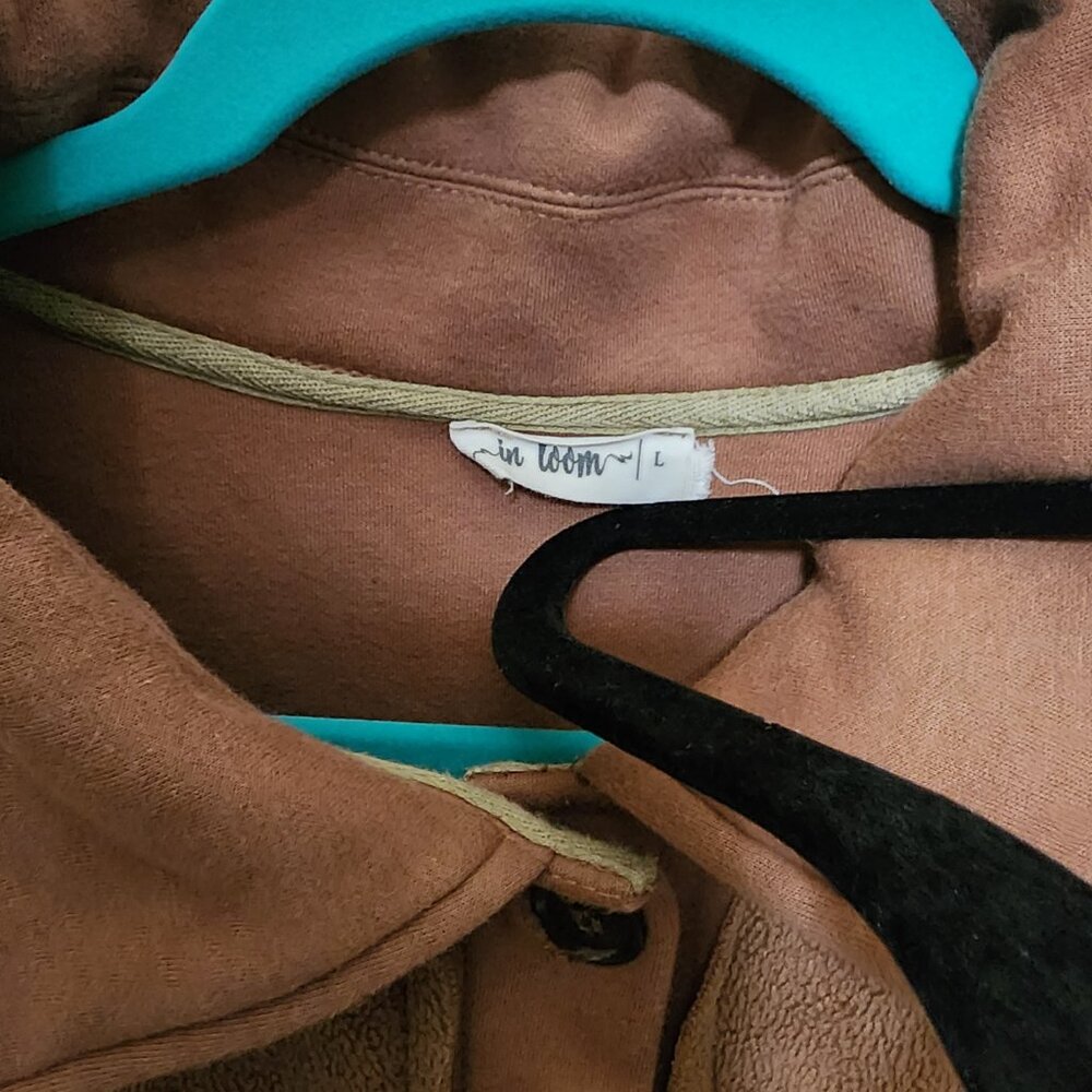 Brown Shacket - Picture 4 of 5